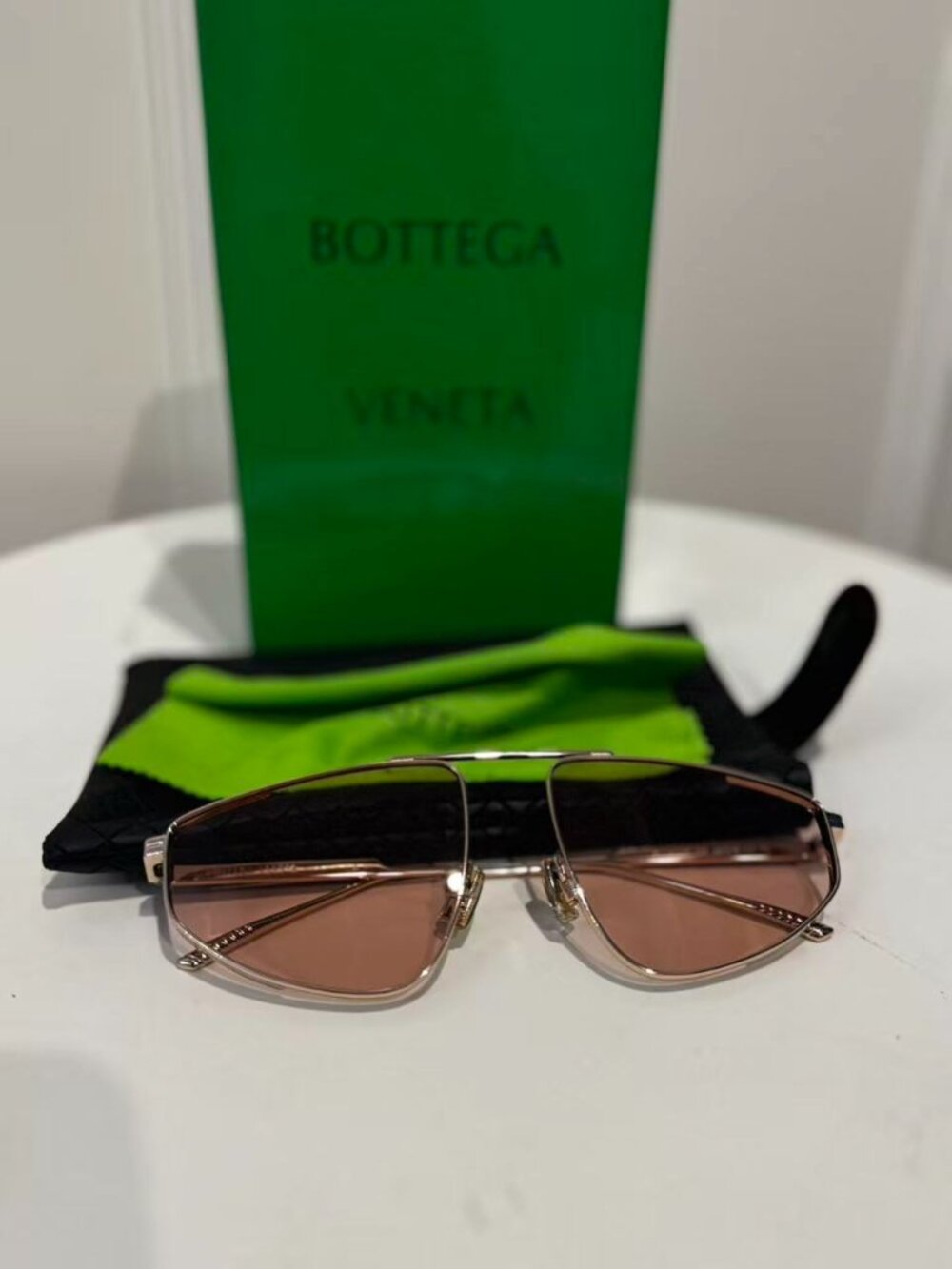 Bottega Veneta BV1466S Double Bridge Pink Lens Sunglasses Gold Frame